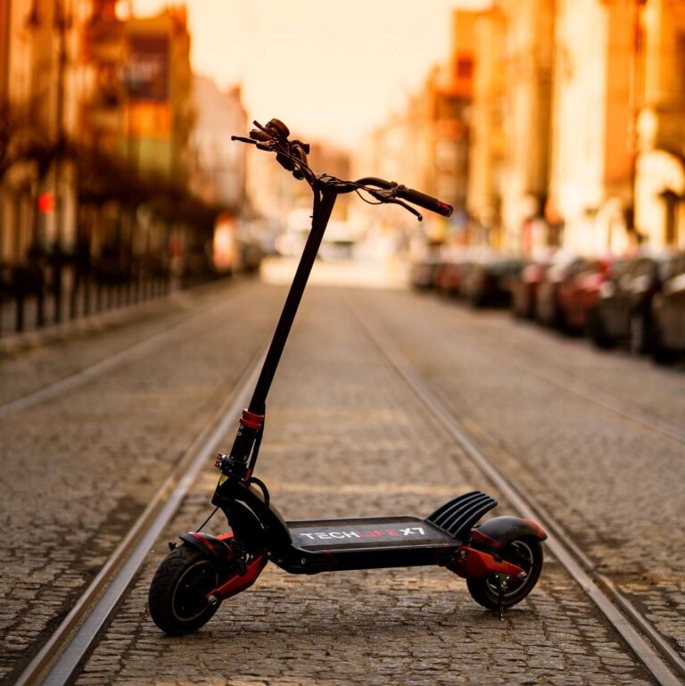 Techlife X7 Electric Scooter, dual motor, 3200 W 38